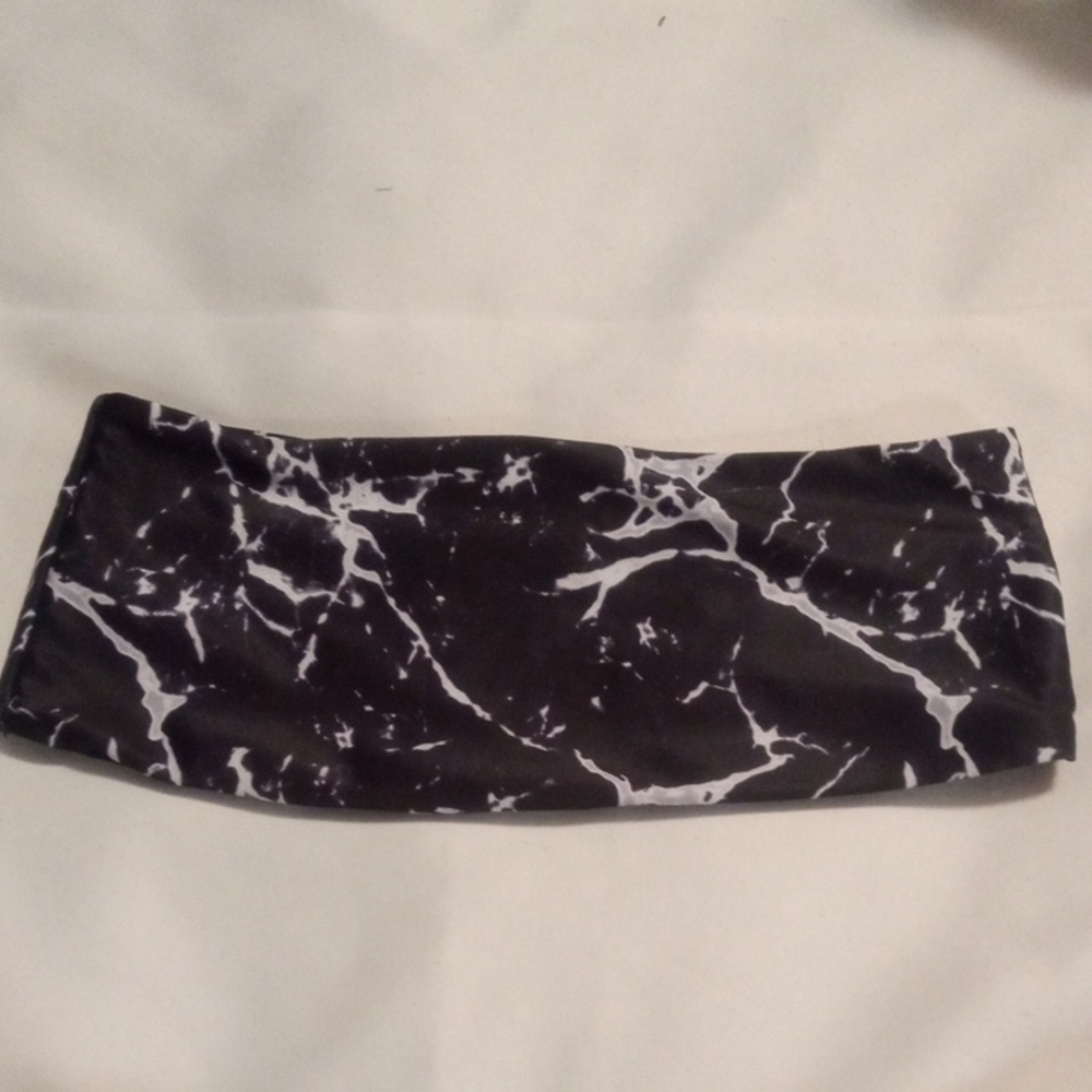 Zaful Black and White Bandeau Bra